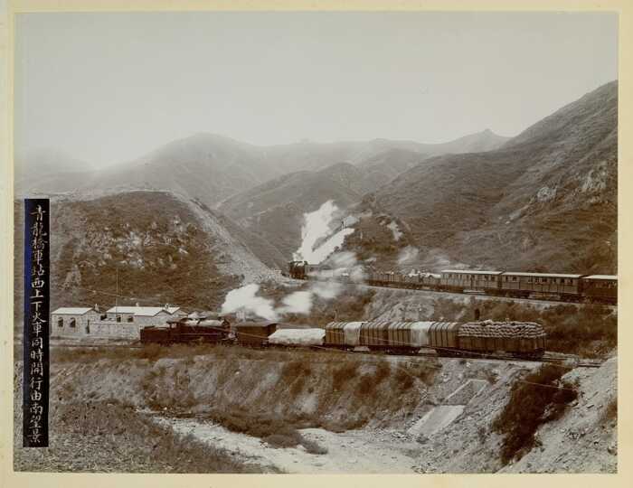 Two trains passing the Qinglongqiao Station on the Beijing-Zhangjiakou Railway