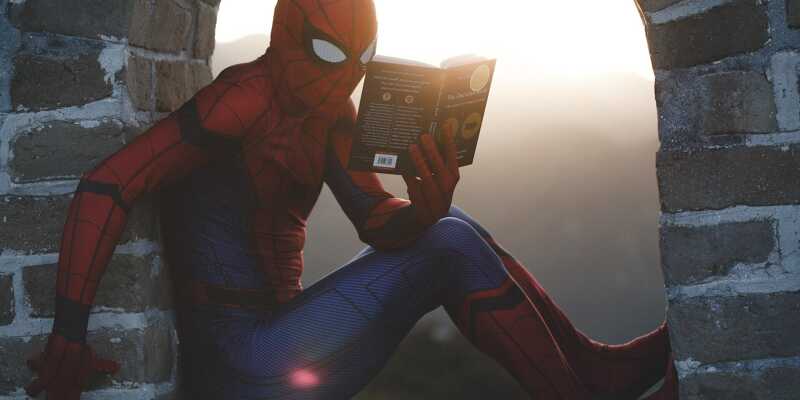 Spiderman reading